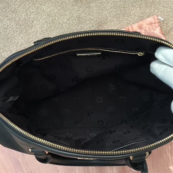 EUC Tory Burch - Picture 4 of 6